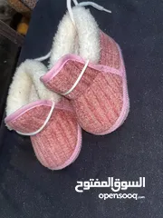  10 أضيفي لمسة من السحر على إطلالة أميرتك الصغيرة مع تشكيلتنا المميزة من ملابس البنات الأنيقة و أحذيتها