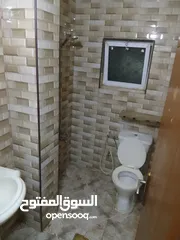  3 شقھ للايجار تشطيب دلكس