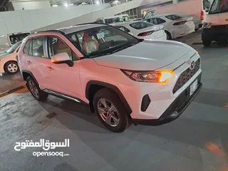  4 تويوتا Rav4 2023 للايجار بسعر مميز