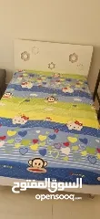  2 سرير مستعمل مع الدوشك للبيع (used bed with mattress for sell )