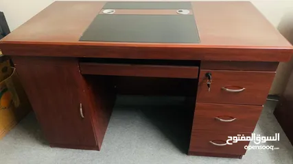  3 Office Desk in Good condition   For sale