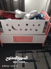  1 سرير بيبي ..عرباية شارع