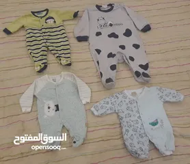  4 200  قطعة ملابس مستعملة أطفالى