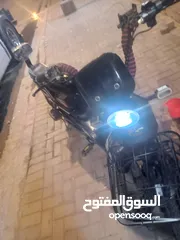  2 دراجه كهربائية نضيفه وبطاريه عاليه وبسعر مناسب وبيه مجال بصره رقمي