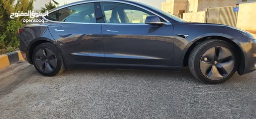  9 Tesla model 3 2018 for sal