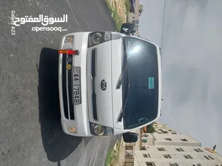  2 KIA BONGO 3
