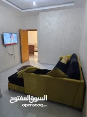  7 شقه مفروشه للايجار عفش جديد