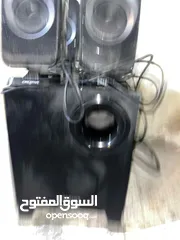  3 سماعات للبيع كامل الاسلاك والقطع معهم