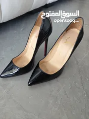  5 Original Christian Louboutin - So Kate 100