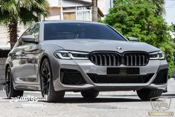  2 Bmw 530I 2023 M kit Gasoline   السيارة مميزة جدا و قطعت مسافة 75,000 كم فقط