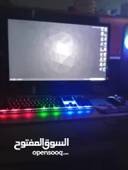  1 كمبيوتر مع العاب  المواصفات 16g رام  كرت شاشة GTX 960 4g معالج i7 جيل سادس مساحة واحد تيرا