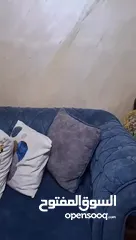  25 طقمين كنب زان بحاله ممتازه وطقم سفره مع ملحقاتها للبيع