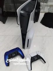  4 بلاستيشن 5 سلم ps5 slim مع مجموعة العاب وادين ثنتين اصليات ..................................
