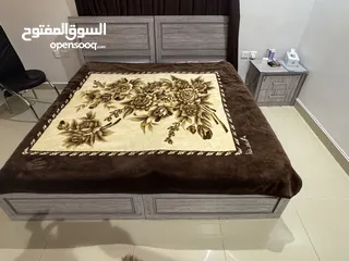  2 للبيع غرفة نوم استعمل نضيف