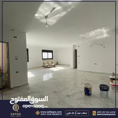  5 شقة قيد التجهيز باللمسات الاخيرة للبيع في الطيرة مع اطلالة جميلة