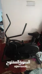  3 كرسي معدة وجهاز بسكليت رياضه استعمال بسيط جدآ..تحمل اوزان كبيره