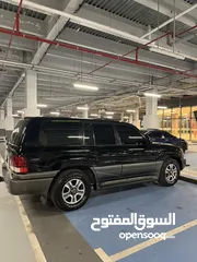  7 ستيشن لكزس lx470 اسود 2002