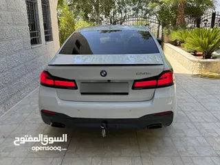  8 Bmw 530e 2022