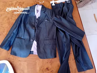  4 فساتين سهره بحاله جيده جدا بدله  اطفال لعمر 4 سنين 4 دنانير  بدله اطفال لعمر 8 سنين سكني بسعر 4