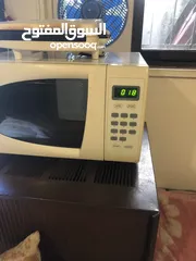  1 مايكرويف كونتي بحاله ممتازه وحماصه للبيع بسعر مغري واغراض اخرى