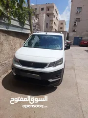  1 بيجو ريفتر