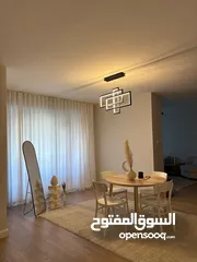  1 شقة في عين منجد للبيع دفعة وشيكات شهرية