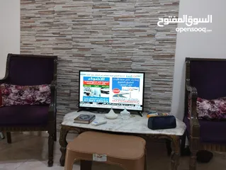  6 شقه للايجار