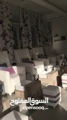  15 .صالون للعناية بالاظافر و سبا    .                          .Nails Spa &More .