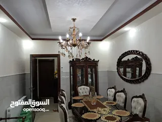  3 شقه بسعر مغري للبيع
