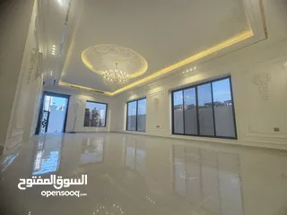  16 فيلا كلاسيك للبيع من المطور مباشرةClassic Villa