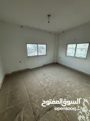  7 شقه لليجار