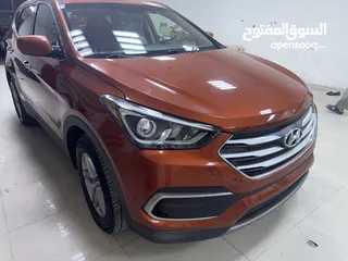  1 Hyundai Santa Fe sport 2018 good condition clean like new low mileage