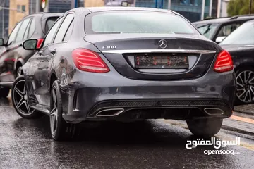 10 Mercedes C180 2015 night package