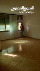  1 بيت واسع للإيجار في كفر عقب – القدس  3 غرف نوم  ( قابل لتفاوض) لتواصل على الرقم الموجود بوصف الاعلان