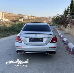  12 ‎‏E200  ‏ᄉ Mercedes-Benz ‏‎2017