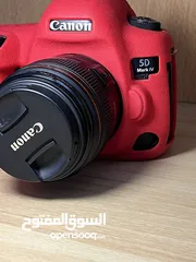 11 5d mark4   بحاله جيده جدا مع بطاريتين وشاحن اصلي  الكاميرا بودي او مع عدسة  85mmf1.8
