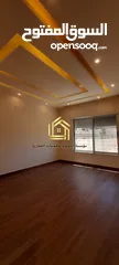  5 شقة فاخرة - ضاحية النخيل - 4نوم - 225م - ارضية - ترس بإطلالــــه مميزه - قرب الخدمات
