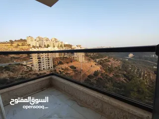  13 شقة مفروشة جديدة لم تُسكن بعد – سوبر دلوكس الطيرة – خلف مدارس المستقبل