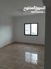  16 للبيع عمارة سكنية مكونة من عدة طوابق في منطقة ماركا الجنوبية