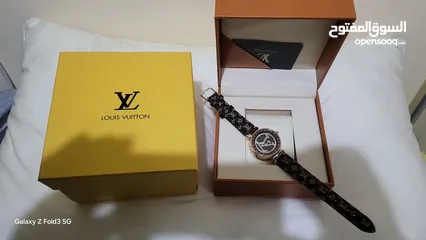  2 Louis Vuitton watch premium quality