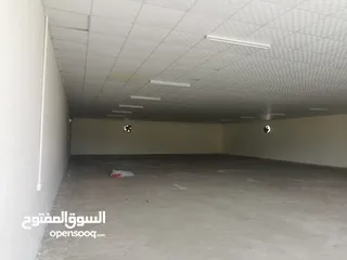  5 مخزن للإيجار 400 متر صحار/ الوقيبة بالقرب من بازار مول  Store for rent Sohar 400 m Near lulu