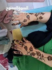  9 henna artist