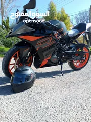  1 KTM RC 200