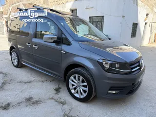  1 كادي فولكسفاغن 2017
