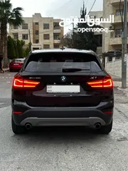  6 BMW X1 2017 BLACKOUT TRIM للبيع او البدل