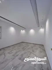  11 شقه للايجار