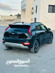  5 كيا نيرو هايبرد 2023