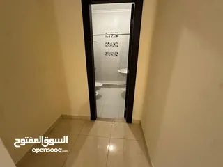  7 شقه غير مفروشه للأيجار في طريق المطار ( Property 40590 )-174899580