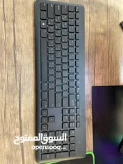  4 اجهزة كمبيوتر مستعمله بحال الجديد Computers for gaming and design in excellent condition
