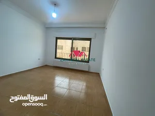  20 شقة / للايجار / ارضية مع ترس / 4نوم / خلدا